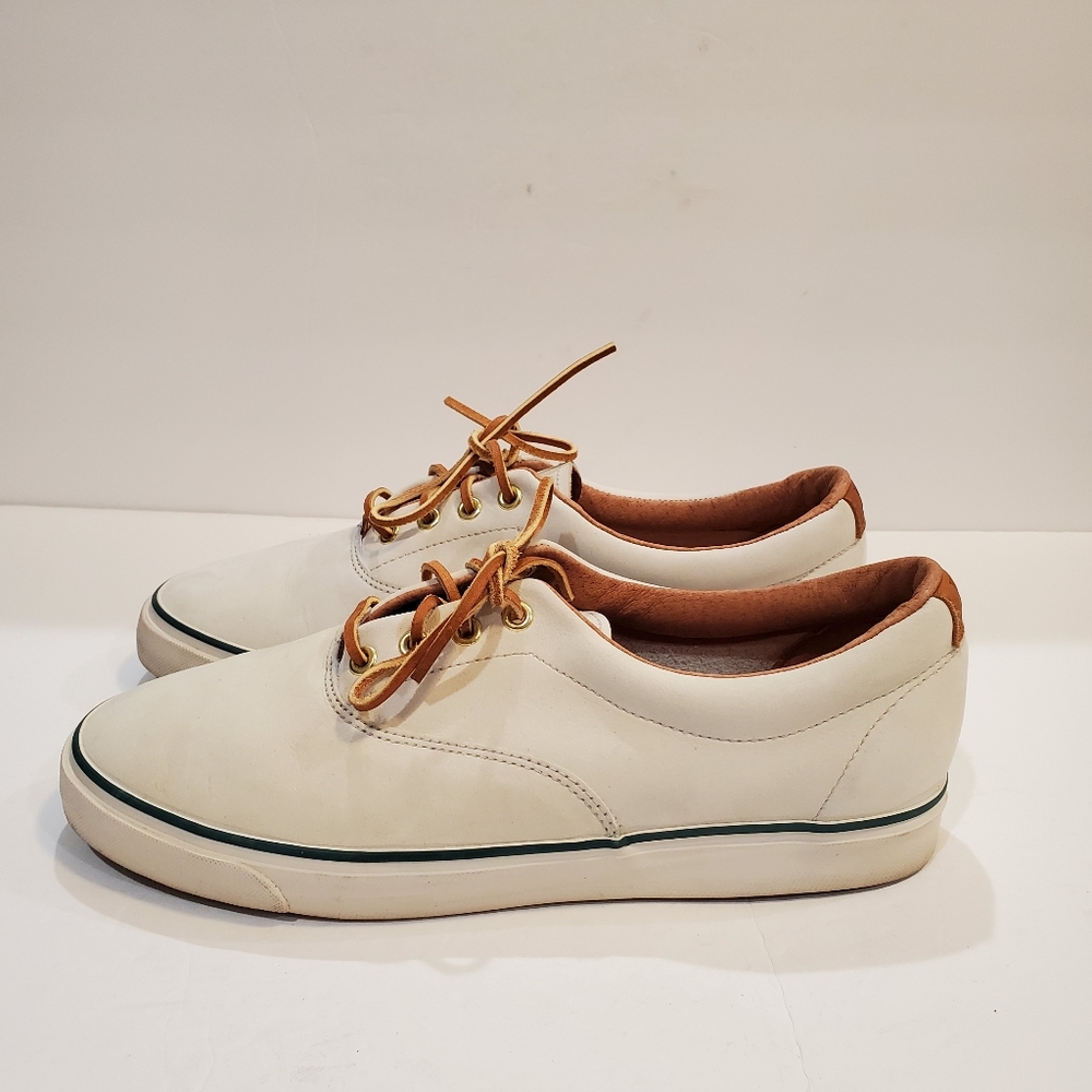 Bass mens outdoor vintage sneaker shoes lace up size 9.5